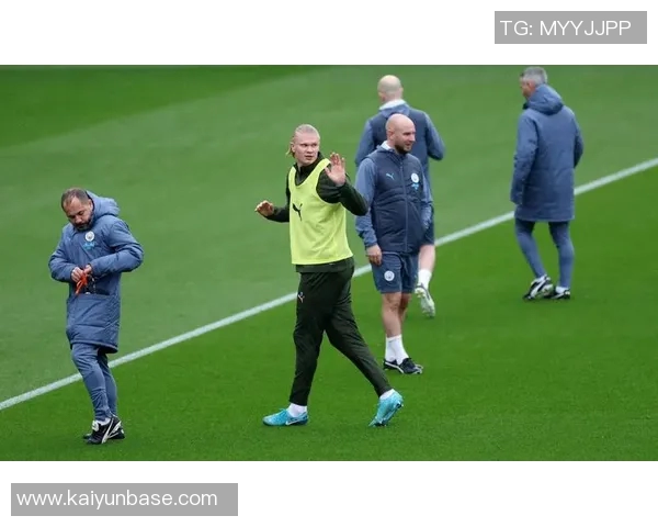 三足鼎立哈兰德姆巴佩身价重回两亿欧元亚马尔并列全球第一